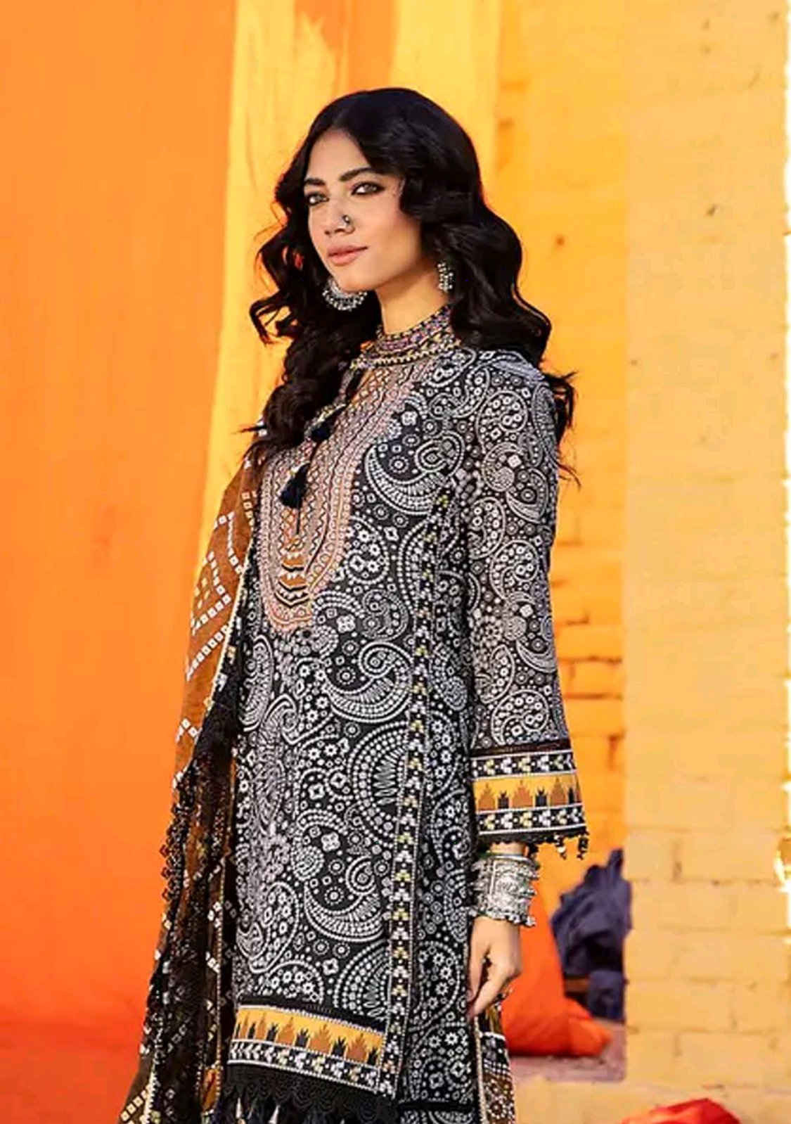 Zarela- 03 Piece - Digital Print with Lawn Voil Dupatta