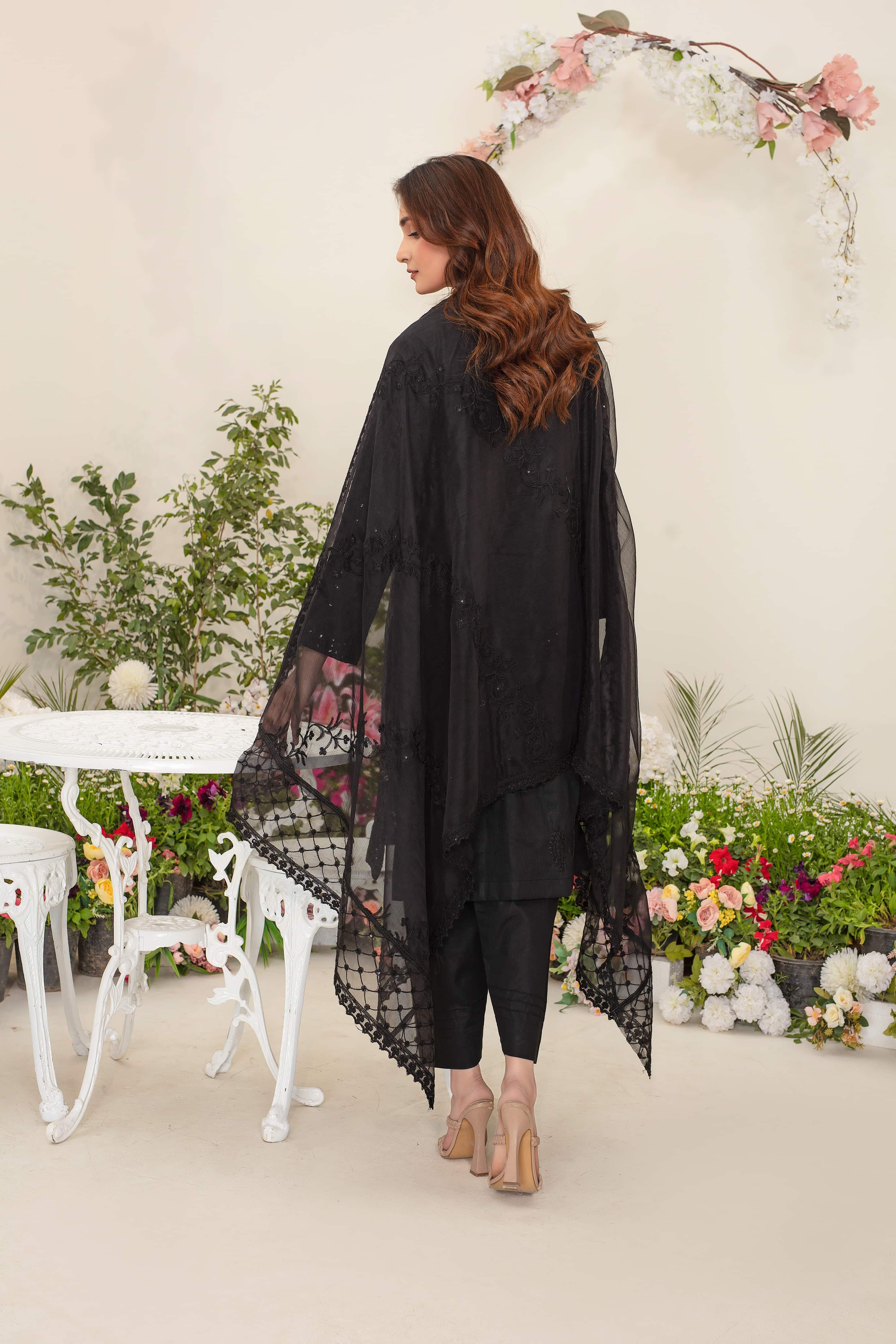 Tiara 3 piece full embroidered suit