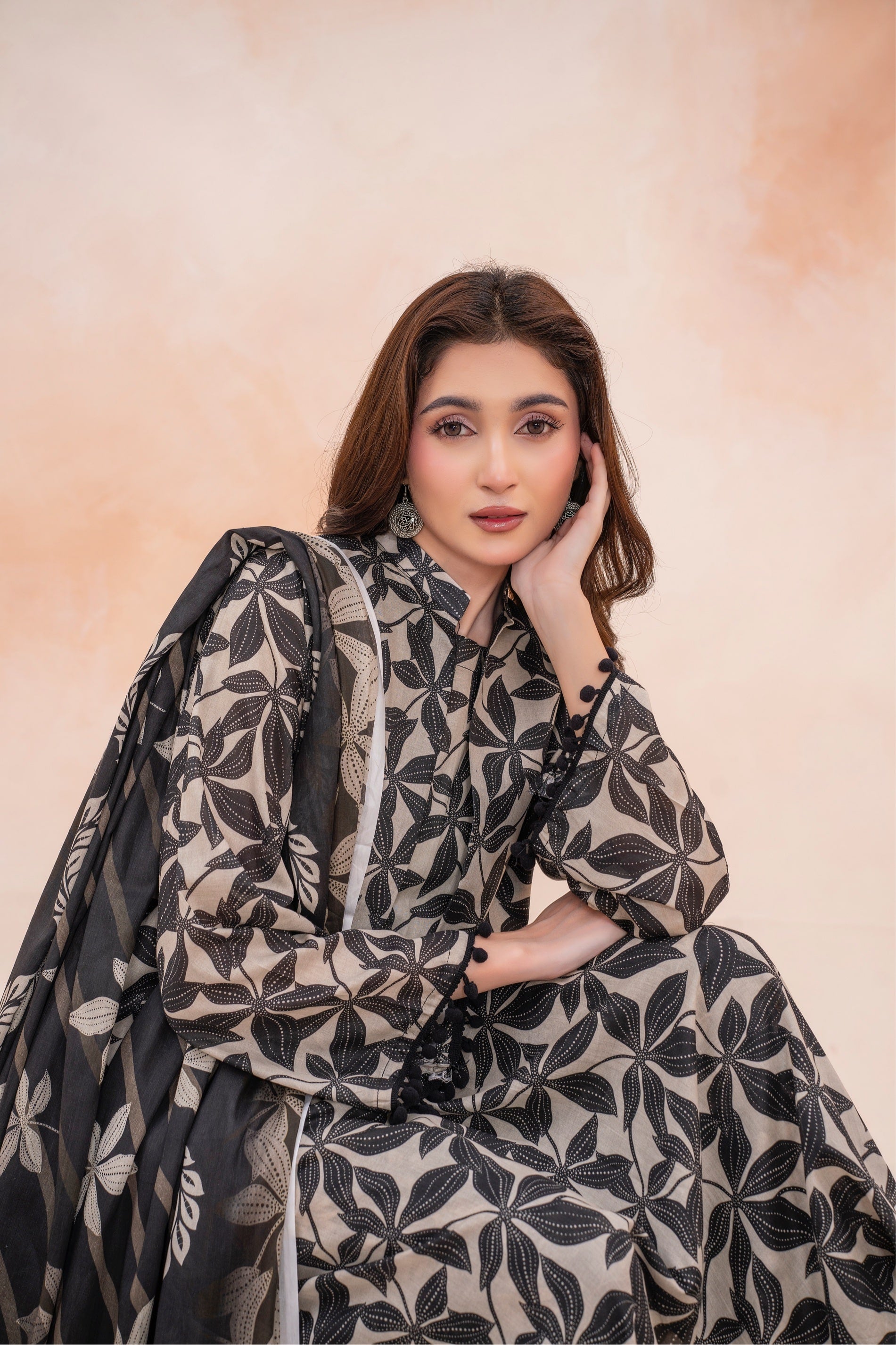 Elle- Luxury 03 Piece Unstitched Digital Print Lawn