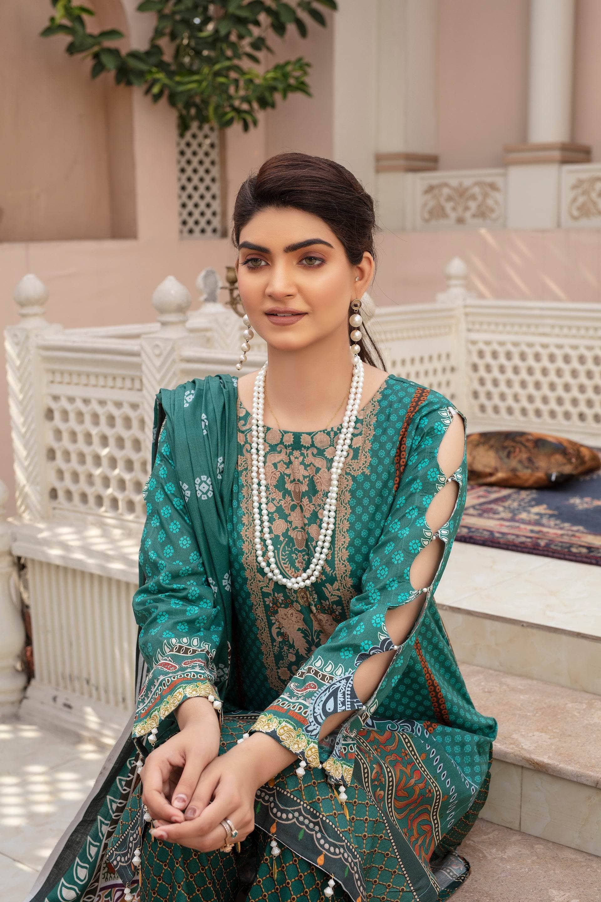 Emerald - 03 Piece Unstitched Digital Print with Lawn Dupatta