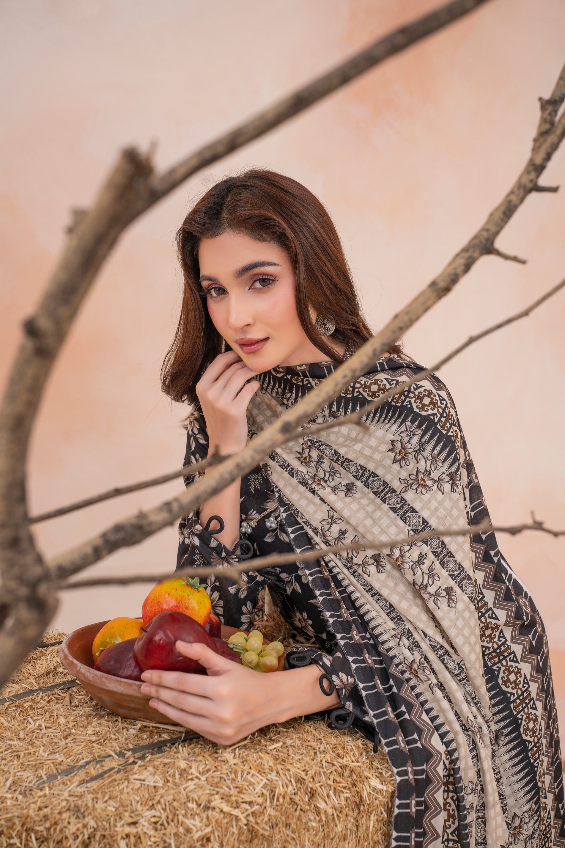 Alina- Luxury 03 Piece Unstitched Digital Print Lawn