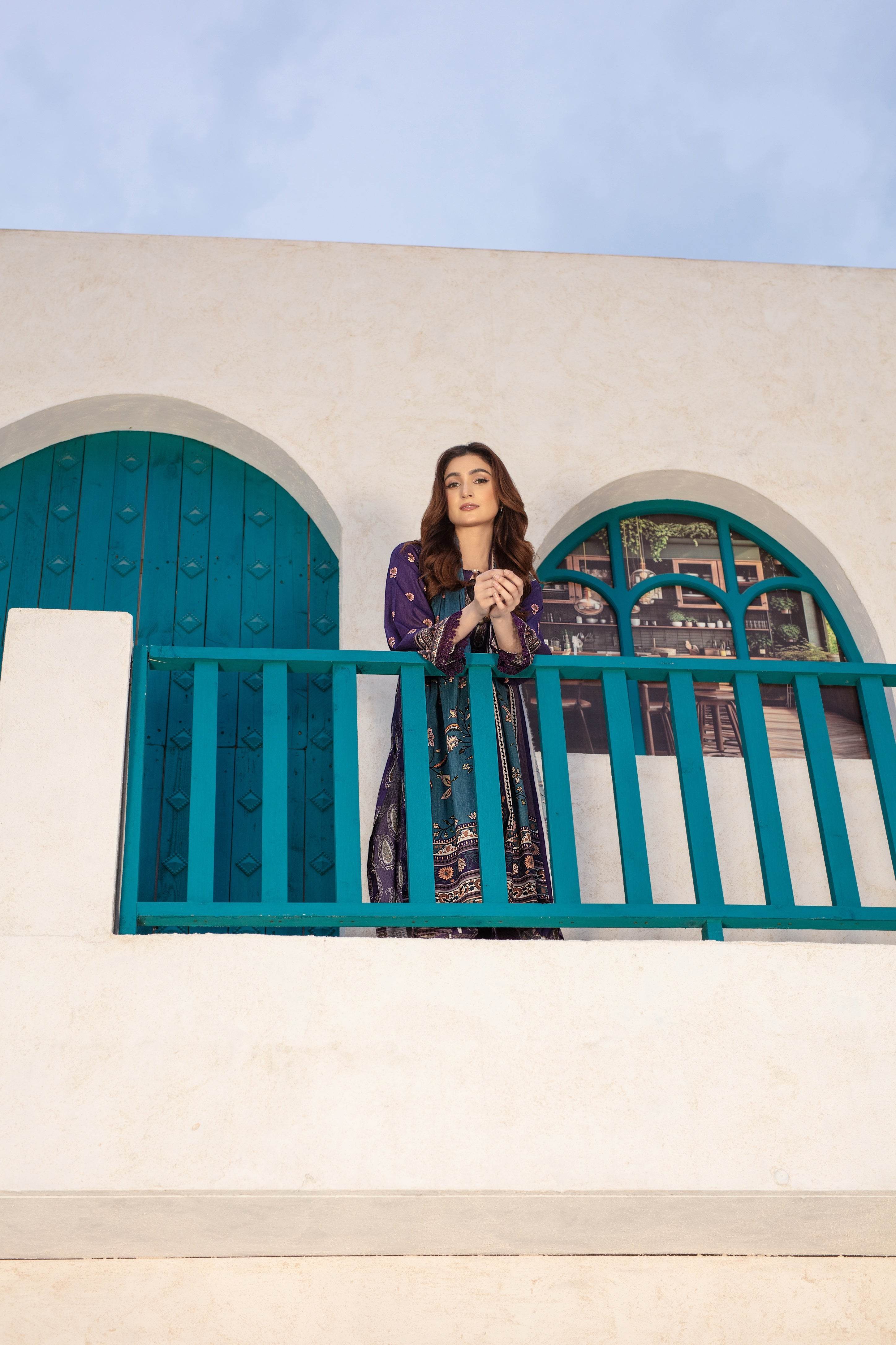 Allure- 03 Piece Unstitched Digital Print with Lawn Dupatta - Ayzal Minal