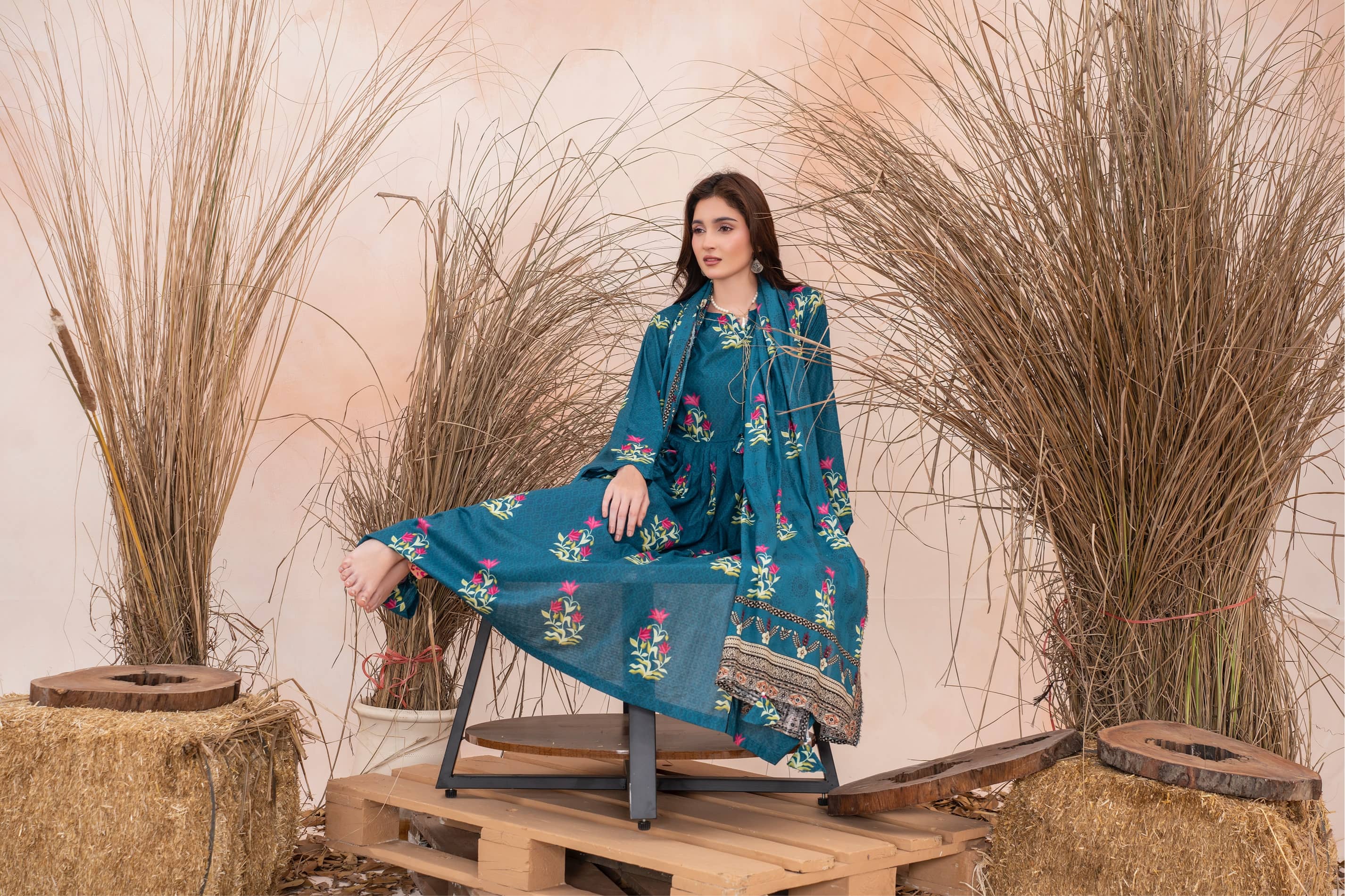 Nayrah- Luxury 03 Piece Unstitched Digital Print Bana Dora