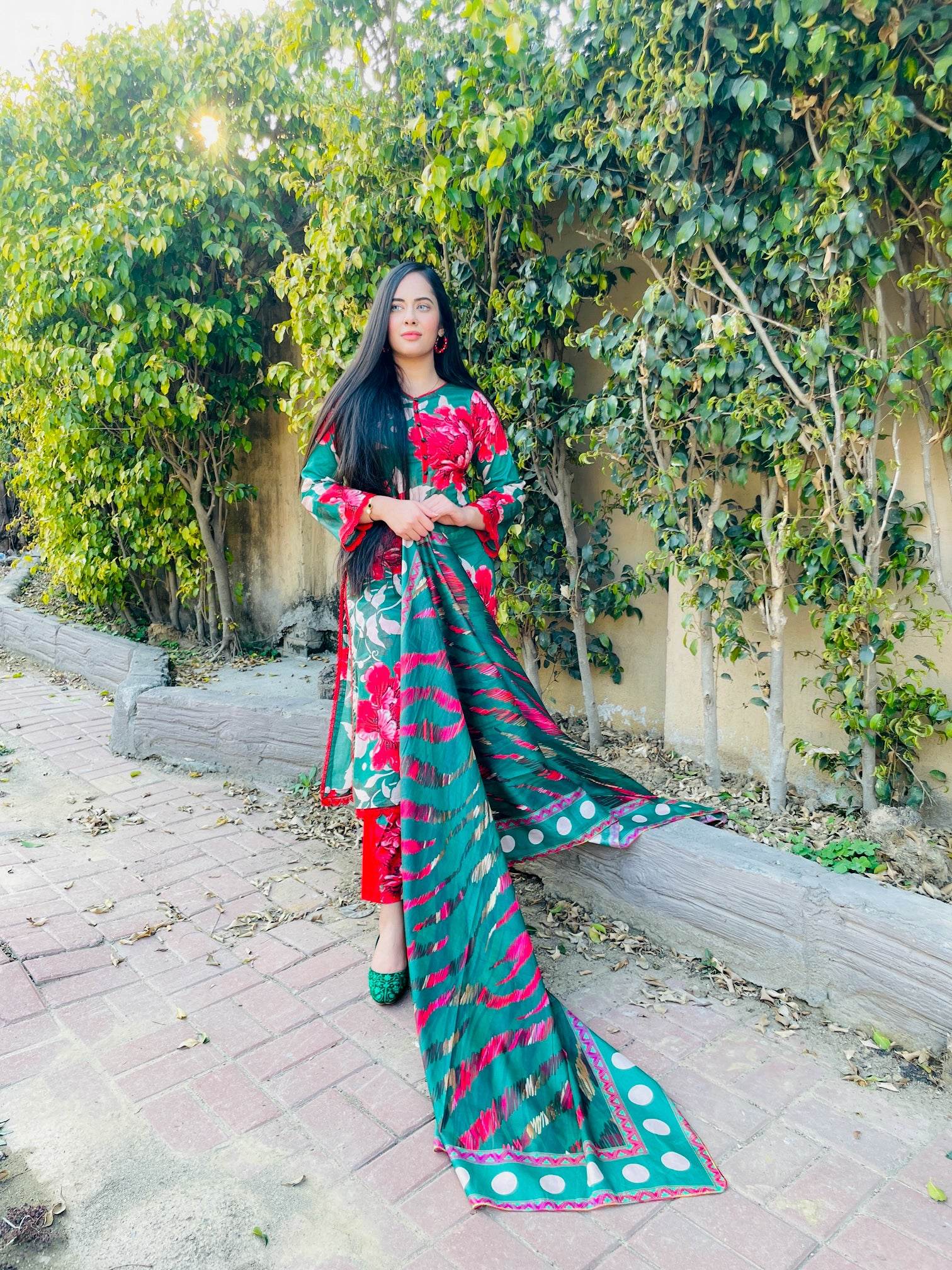 Garden Gala - 03 Piece Unstitched Digital Print with Lawn Dupatta - Ayzal Minal