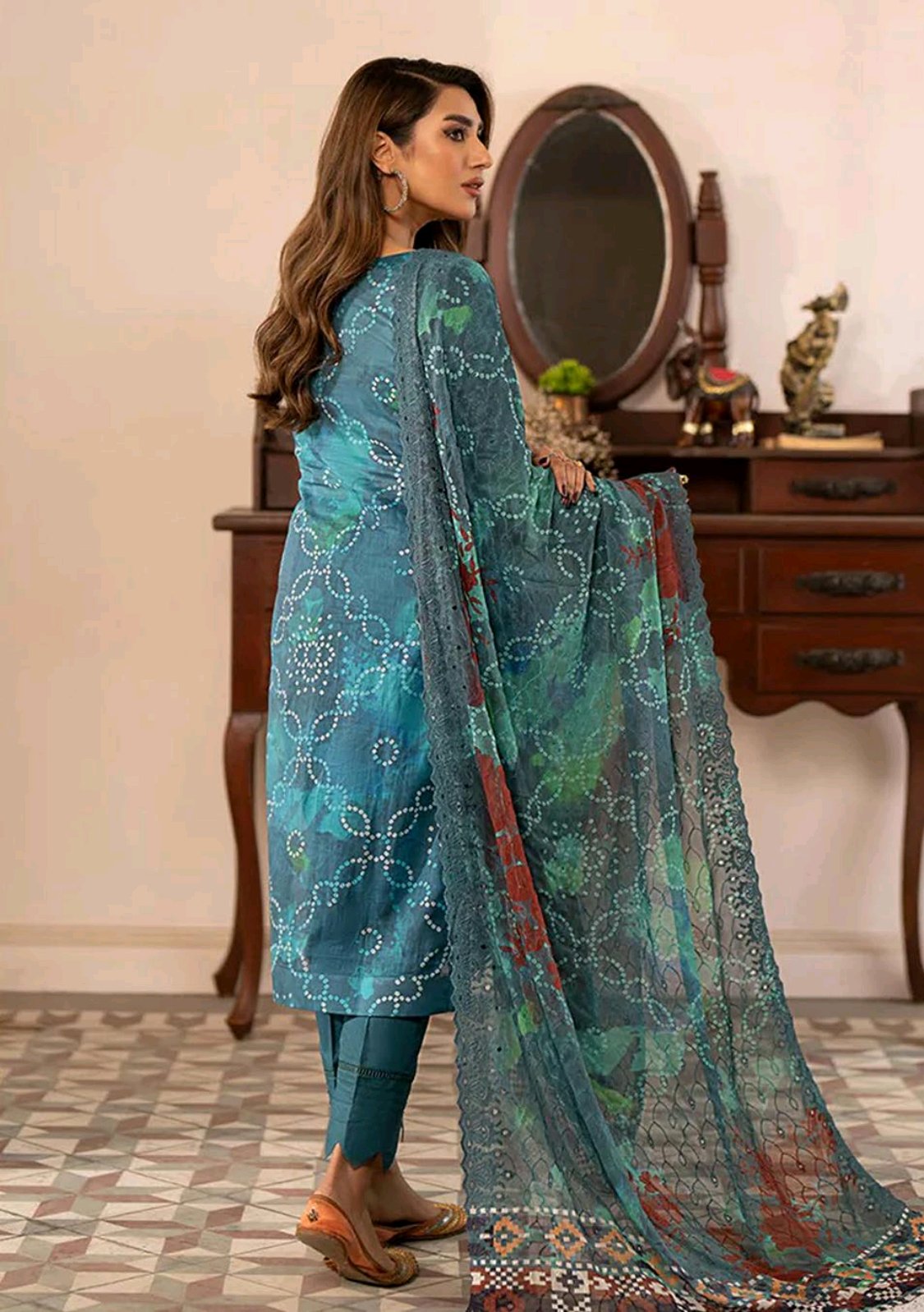 Celora- 03 Piece - Digital Print with Lawn Voil  Dupatta